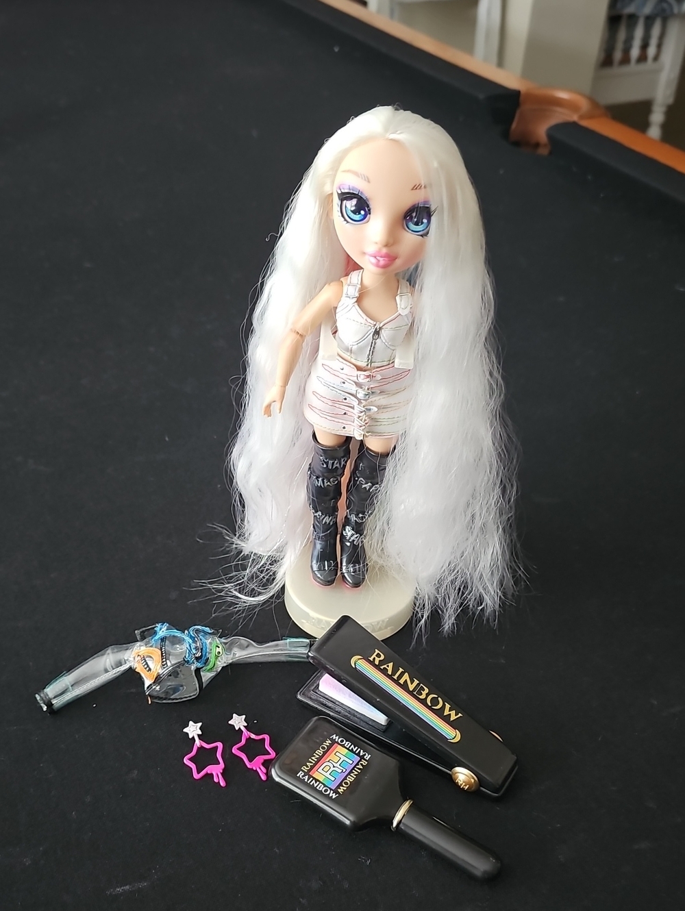 Rainbow High Amaya Raine